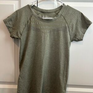 Nordstrom zella shirt size small